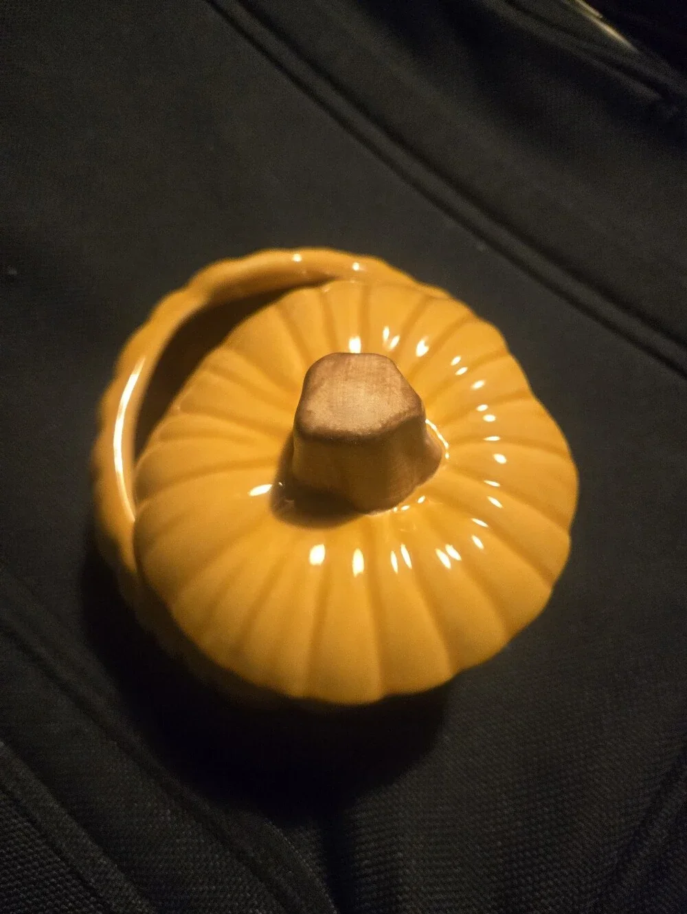 Williams Sonoma Pumpkin Harvest Soup Tureens - Orange and Cream